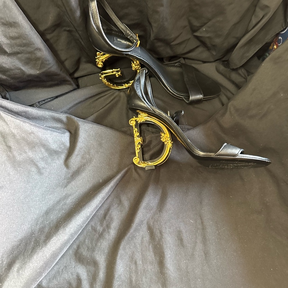 Dolce & Gabbana Black and Gold Heels Luxurious Style